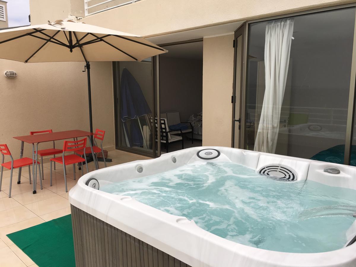 アルガロボDuplex Jacuzzi San Alfonso Del Marアパートメント エクステリア 写真